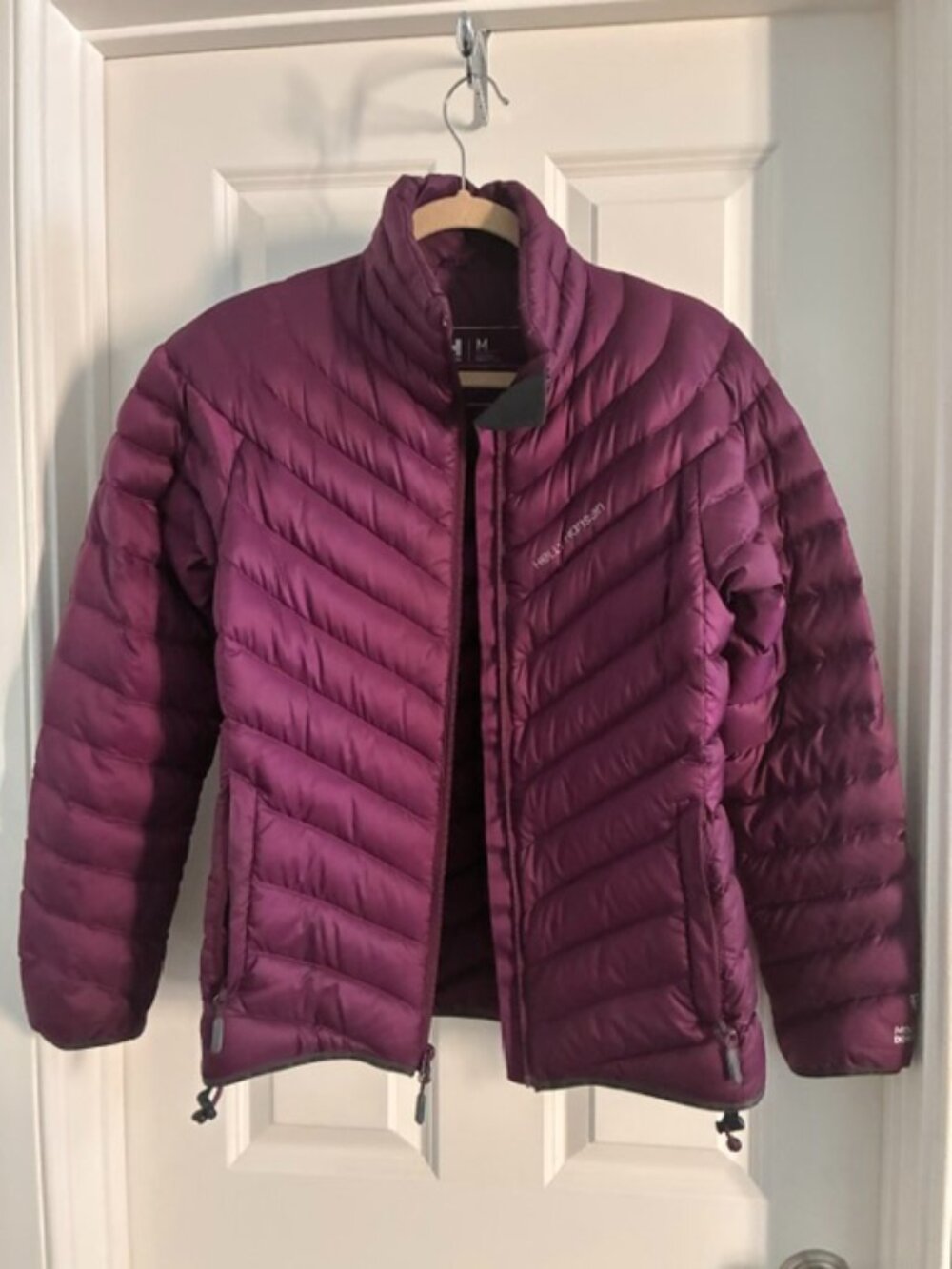 HH Mountain Down Coat, M, Deep Purple